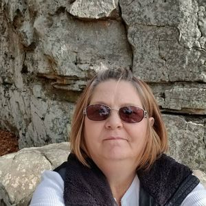 Meet your Posher, Ellie